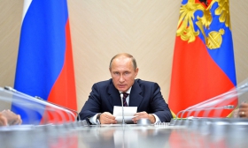 Путин дал ряд поручений в связи с пожаром в Кемерово