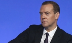 Медведев: В профессии учителя выходных нет