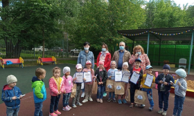 Единороссы Щукино поздравили поздравили дошколят с Днем защиты детей